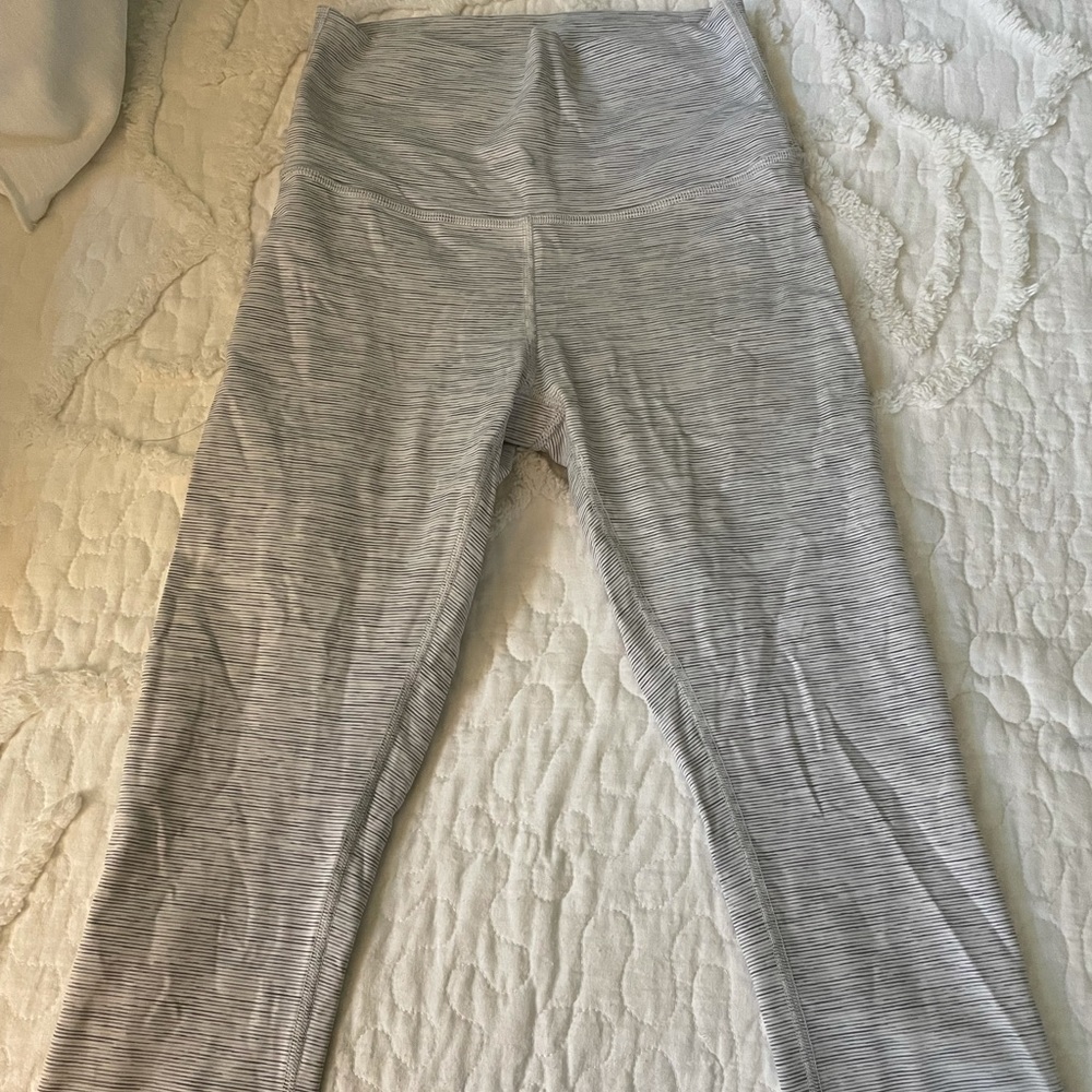 🍋 Lululemon Wunderunder leggings